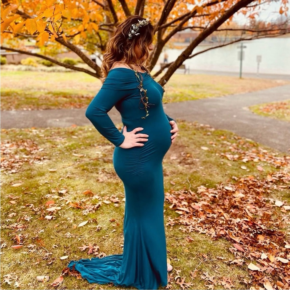 Elegant Teal Maternity Dress